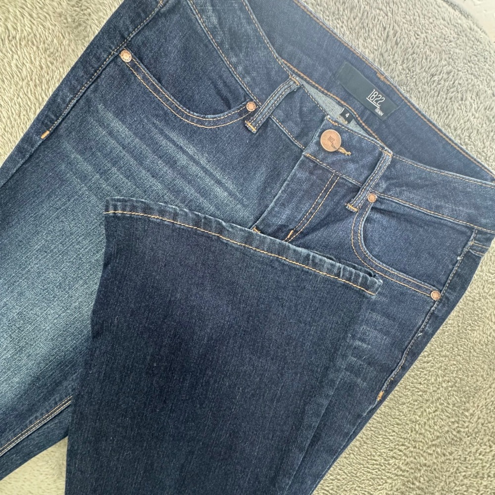 1822 Denim Flare Jeans Womens 4‎ Dark Wash Excellent High Rise Stretch 33 Inseam